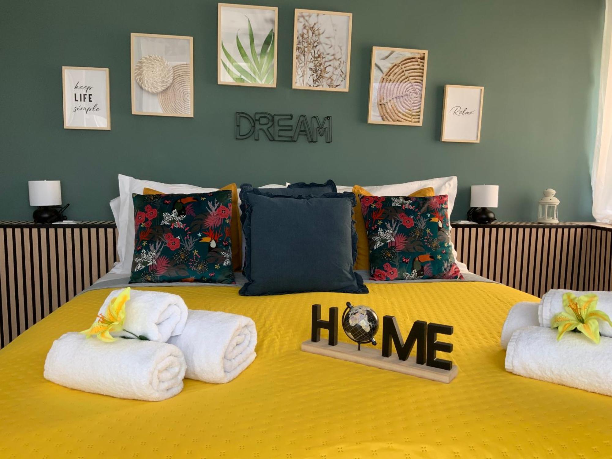 Home K&Y Elite Pineta 罗马 外观 照片